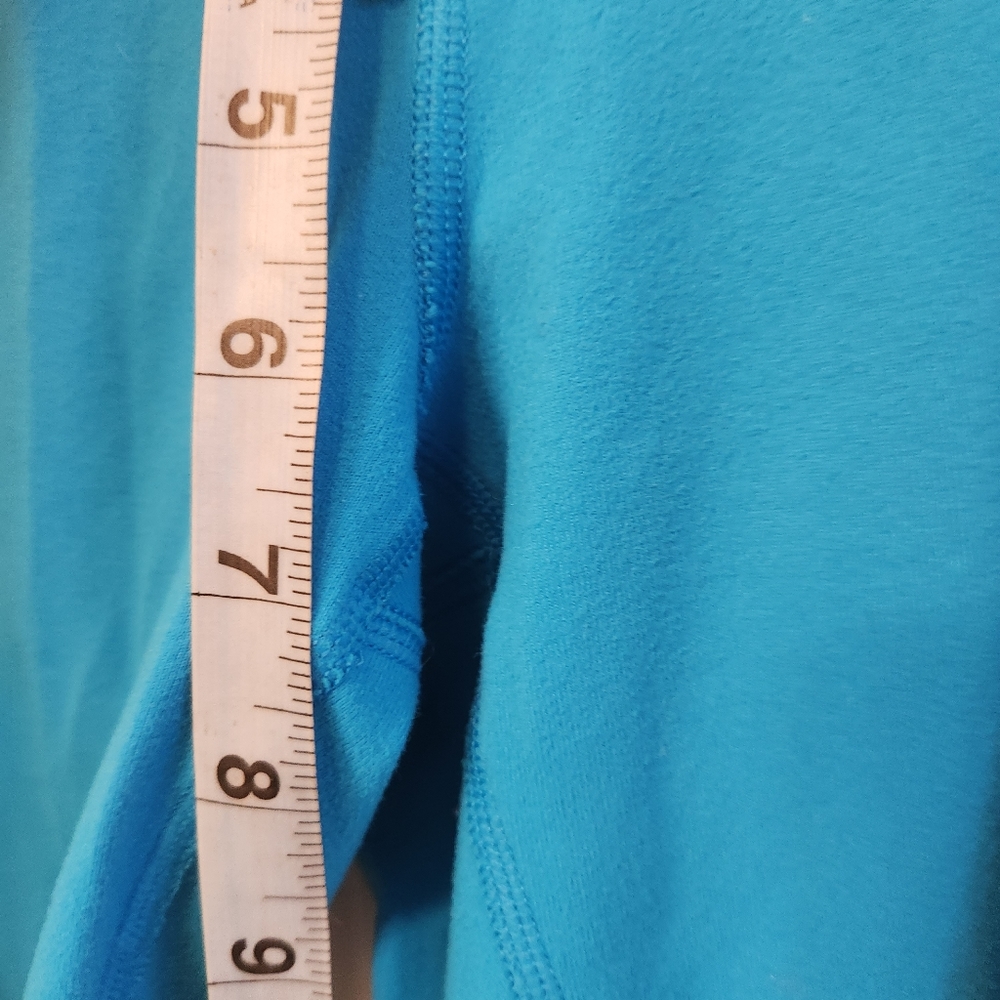 Lululemon heat it up crops size 2 or 4 - Picture 4 of 5